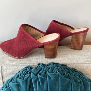 Via Spiga Women's Burgundy Mules
